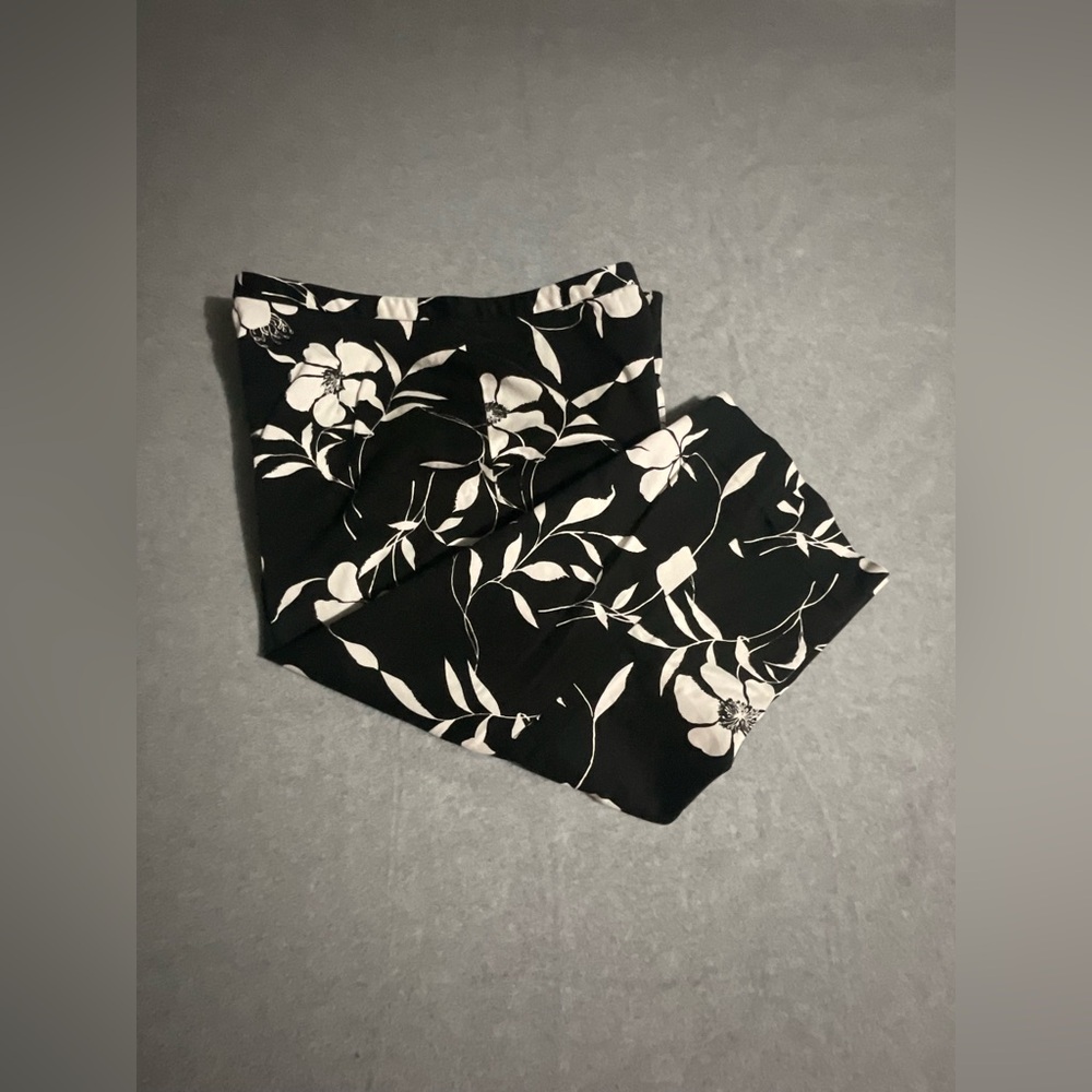 Style & Co. Floral Wide Leg Culotte Pants Size 14 Black White Botanical Crop - Picture 6 of 6